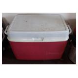 Rubbermaid Cooler