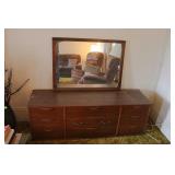 Pressed Wood Dresser w Mirror