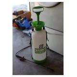 2 gal. Lawn Sprayer