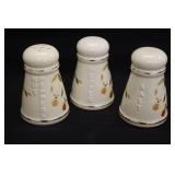 Hall's Jewel Tea Autumn  Leaf  Shakers
