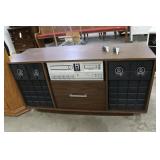 Montgomery Ward Airline Stereo