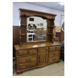Kimball 6 Drawer Dresser w/ Mirror