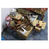 Picture Frames & Wood Decorations