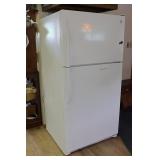 Kenmore Refrigerator w/Ice Maker