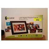 7' LED Digital Picture Frame