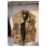 Cabela's XL Camouflage Vest