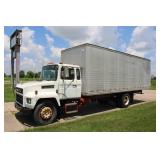 1987 Mack 26' Step Van