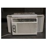 Impecca 115v Window Air Conditioner