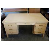 Leopold 34' x 60'x 29 1/2' Blonde Oak Office Desk
