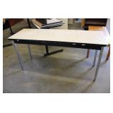 19 1/2'x59 1/2'x29' Training Table
