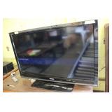 Toshiba REGZA 45' HDMI Flat Screen TV & Remote