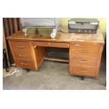 Imperial 32'x 58' x 29' Wood Office Desk