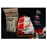 Christmas Towels & Linens