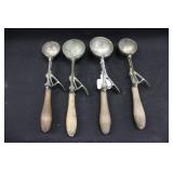 Vintage Gilchrist Wood Handle Ice Cream Scoop