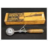 Hamilton Beach No. 31 Ice Cream Scoop