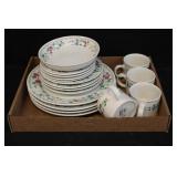 Farberware 4 Place Dinnerware
