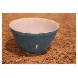 Pyrex 6" Mixing Bowl