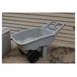 Rubbermaid Yard Cart