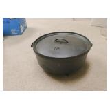 #12 USA Footed Cast Iron Pot