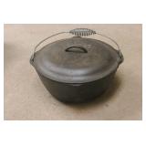 Lodge Cast Iron Dutch Oven