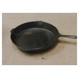 #12 Griswold Cast Iron Skillet