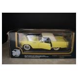 NIB Road Legends 1955 Ford Thunderbird 1:18 Die Ca