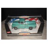 NIB Ertl American Muscle 1955 Chevy 3100 Stepaside