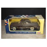 NIB Motor Max 1949 Ford Coupe  1:24 Die Cast Repli