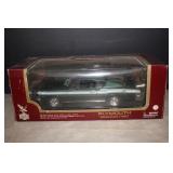 NIB Road Legends 1969 Plymouth Barracuda 1:18 Die