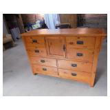 Hamilton & Spill Furniture Co., Dresser