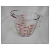 1 QT Anchor Hocking measuring cup