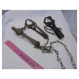 Lot of 3, Victor traps, 2-0, 1-1