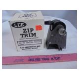 Lee zip trim