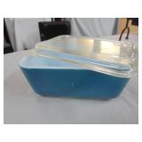 Pyrex Baking Dish with Lid