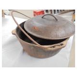 Cast Iron Dutch Oven