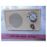 Vintage Rhapsody AM radio