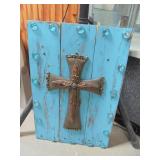 Wood & Cross Wall Decor