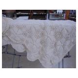 Scalloped Edge Table Clothe