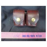 Leather speed loader carrier