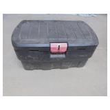 Rubbermaid Heavy Duty Storage box