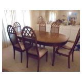 Dining Room Table w/6 Chairs