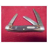 Schrade Old Tmer pocket knife