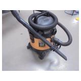 Chicago 5 gallon wet/dry vac