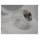 Tilt Jar with Metal Lid