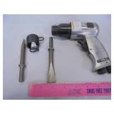 Pneumatic air hammer