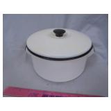 Enamel Pot with Lid
