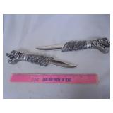 Double dragon knife
