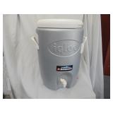 Igloo Max Cold 5 gal water jug