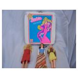 1976 Barbie doll case w/ 3 dolls & clothes