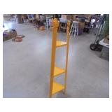 Wood shelf w / chicken toppers